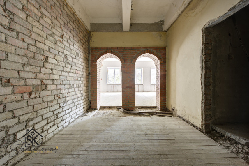 PARDUODAMOS VIEŠBUČIŲ PASKIRTIES PATALPOS ŠILUTĖJE, GLUOSNIŲ G. 13C 15