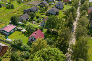 PARDUODAMAS NAMAS SU 18.40 ARŲ ŽEMĖS SKLYPU JUKNAIČIUOSE, BERŽŲ G. 23