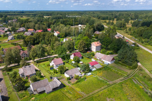 PARDUODAMAS NAMAS SU 18.40 ARŲ ŽEMĖS SKLYPU JUKNAIČIUOSE, BERŽŲ G. 26