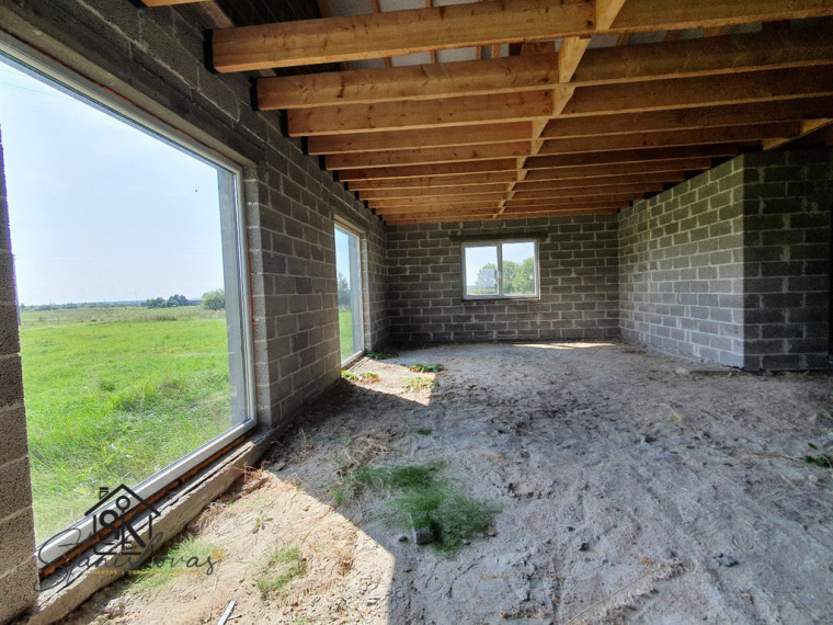 PARDUODAMAS NAMAS SU 78.25 ARŲ ŽEMĖS SKLYPU ŠILUTĖS R. SAV., ŽYNIŲ K. 9A 5