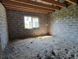 PARDUODAMAS NAMAS SU 78.25 ARŲ ŽEMĖS SKLYPU ŠILUTĖS R. SAV., ŽYNIŲ K. 9A 7