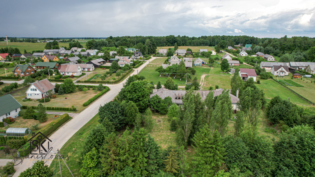 PARDUODAMAS ERDVUS NAMAS SU 43.65 ARŲ ŽEMĖS SKLYPU SARTININKŲ K., KNYGNEŠIŲ G. 6 17