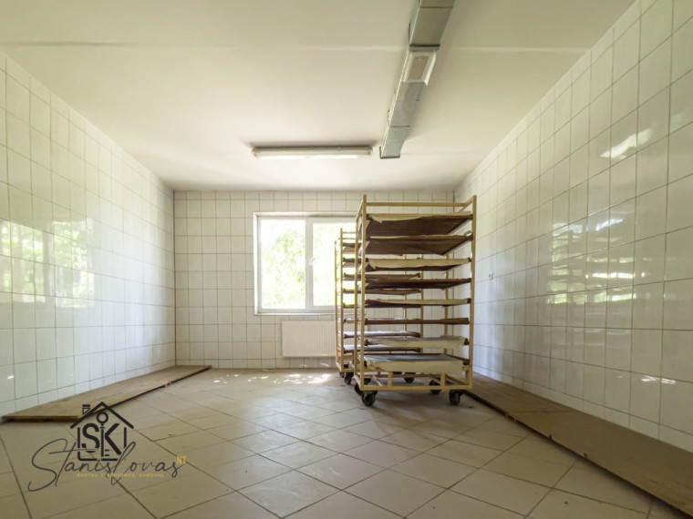 PARDUODAMAS ERDVUS NAMAS SU 43.65 ARŲ ŽEMĖS SKLYPU SARTININKŲ K., KNYGNEŠIŲ G. 6 21