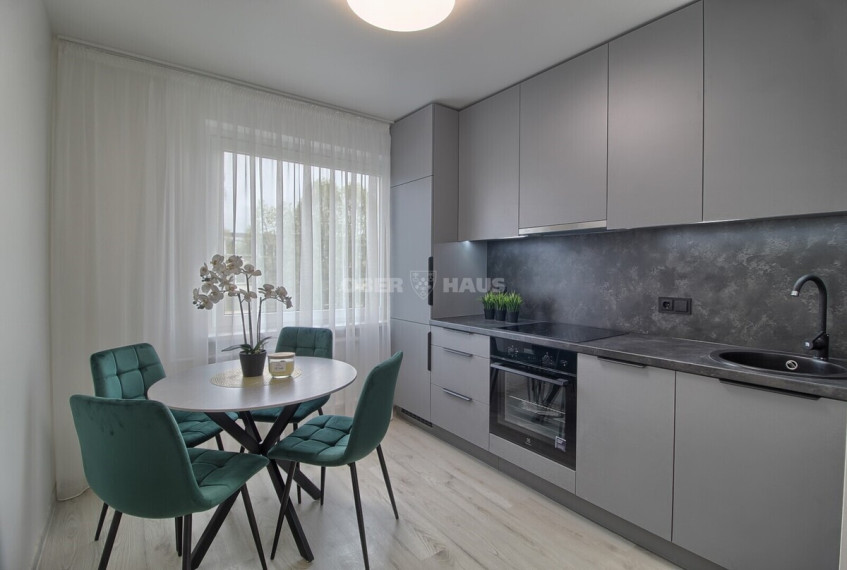 Parduodamas butas Krymo g., Lieporiai, Šiaulių m., Šiaulių m. sav., 64 m2 ploto, 3 kambariai 1