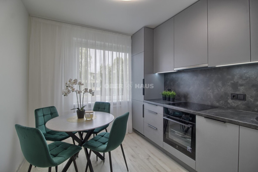 Parduodamas butas Krymo g., Lieporiai, Šiaulių m., Šiaulių m. sav., 64 m2 ploto, 3 kambariai 2