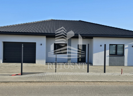 Parduodamas namas Piliarožių g., Klausmylių vs., Klaipėdos r. sav., 130 m² ploto 4 kambariai