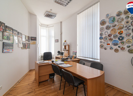 Parduodamas butas J. Basanavičiaus g., Naujamiestyje, Vilniuje, 107.94 kv.m ploto, 3 kambariai
