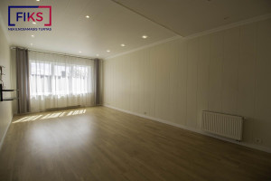 Parduodamas namas Dvarų g., Aleksotas, Kauno m., Kauno m. sav., 289.00 m² ploto 6 kambariai 14