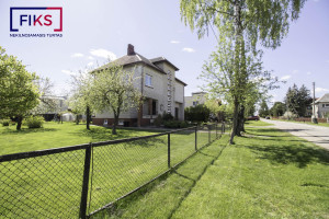 Parduodamas namas Dvarų g., Aleksotas, Kauno m., Kauno m. sav., 289.00 m² ploto 6 kambariai 3