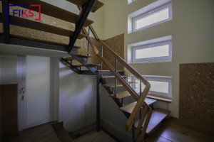 Parduodamas namas Dvarų g., Aleksotas, Kauno m., Kauno m. sav., 289.00 m² ploto 6 kambariai 30
