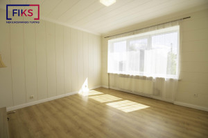 Parduodamas namas Dvarų g., Aleksotas, Kauno m., Kauno m. sav., 289.00 m² ploto 6 kambariai 10