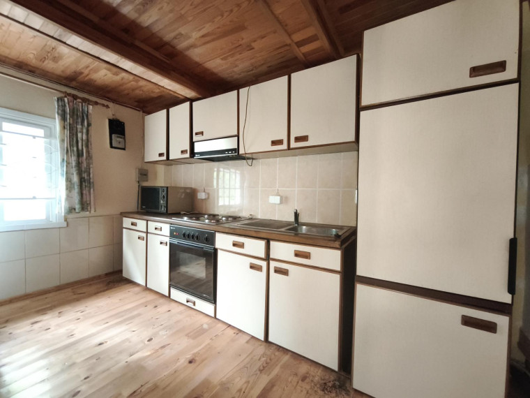 Parduodamas namas Čereškų k., Molėtų r. sav., 155.00 m² ploto 6 kambariai 13