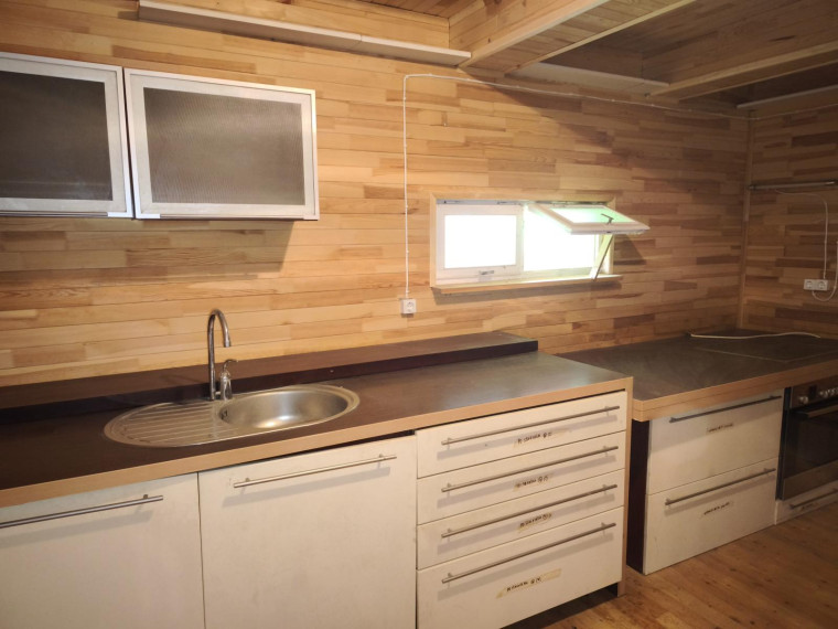 Parduodamas namas Čereškų k., Molėtų r. sav., 155.00 m² ploto 6 kambariai 21