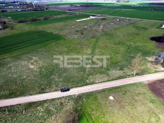 Parduodamas namų valdos paskirties sklypas Dainų k., Šiaulių r. sav., 5.8 a ploto 5