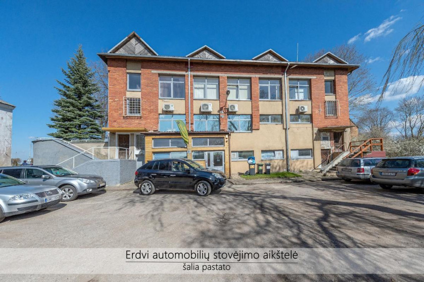 Parduodamos administracinės, paslaugų, prekybos patalpos Alberto Jauniškio g., Molėtų m., Molėtų r. sav., 560.15 m2 ploto 3