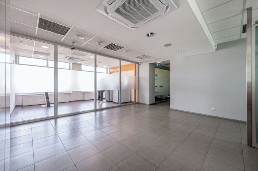 Parduodamos administracinės, paslaugų, prekybos patalpos Alberto Jauniškio g., Molėtų m., Molėtų r. sav., 560.15 m2 ploto 7