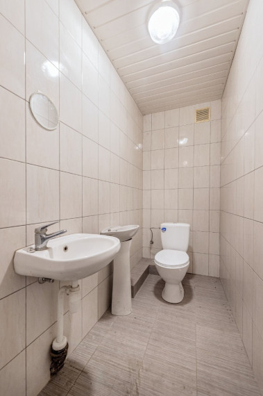 Parduodamos administracinės, paslaugų, prekybos patalpos Alberto Jauniškio g., Molėtų m., Molėtų r. sav., 560.15 m2 ploto 13