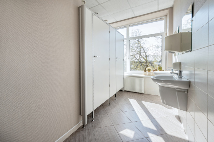 Parduodamos administracinės, paslaugų, prekybos patalpos Alberto Jauniškio g., Molėtų m., Molėtų r. sav., 560.15 m2 ploto 19