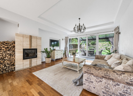 Parduodamas namas Aušros g., Riešės k., Vilniaus r. sav., 147.96 m2 ploto, 2 aukštai