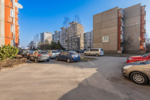 Parduodamas butas Kuršių g., Šilainiai, Kauno m., Kauno m. sav., 49.81 m2 ploto, 2 kambariai 32