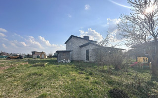 PARDUODAMAS 55 % ĮRENGTAS  NAMAS SU PATALPA PIRČIAI IR AKMENINE PAVĖSINE KERAVOJE, PANEVĖŽIO RAJONE 26