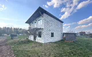 PARDUODAMAS 55 % ĮRENGTAS  NAMAS SU PATALPA PIRČIAI IR AKMENINE PAVĖSINE KERAVOJE, PANEVĖŽIO RAJONE 3