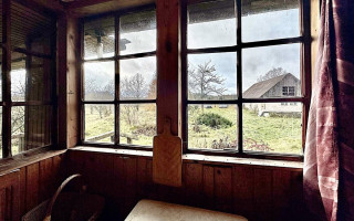 PARDUODAMAS RĄSTINIS 82,75 KV. M. SU DIDELIU MŪRINIU ŪKINIU PASTATU IR TVENKINIU 28,4796 HA ŠAPALŲ G. 1, ŠAPALŲ KAIME, ROKIŠKIO RAJONE 18