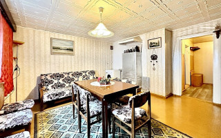 PARDUODAMAS ANTRASIS NAMO AUKŠTAS SU MŪRINIO ŪKINIO PASTATO DALIMI, RŪSIU IR SANDĖLIAVIMO PATALPA UPYTRĖS G. 4, PANEVĖŽYJE 9