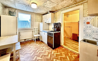 PARDUODAMAS ANTRASIS NAMO AUKŠTAS SU MŪRINIO ŪKINIO PASTATO DALIMI, RŪSIU IR SANDĖLIAVIMO PATALPA UPYTRĖS G. 4, PANEVĖŽYJE 32