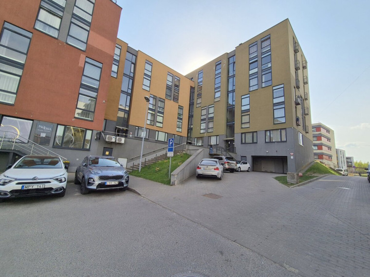 Parduodamas butas Justiniškių g., Pašilaičiai, Vilniaus m., Vilniaus m. sav., 44 m2 ploto, 2 kambariai 3
