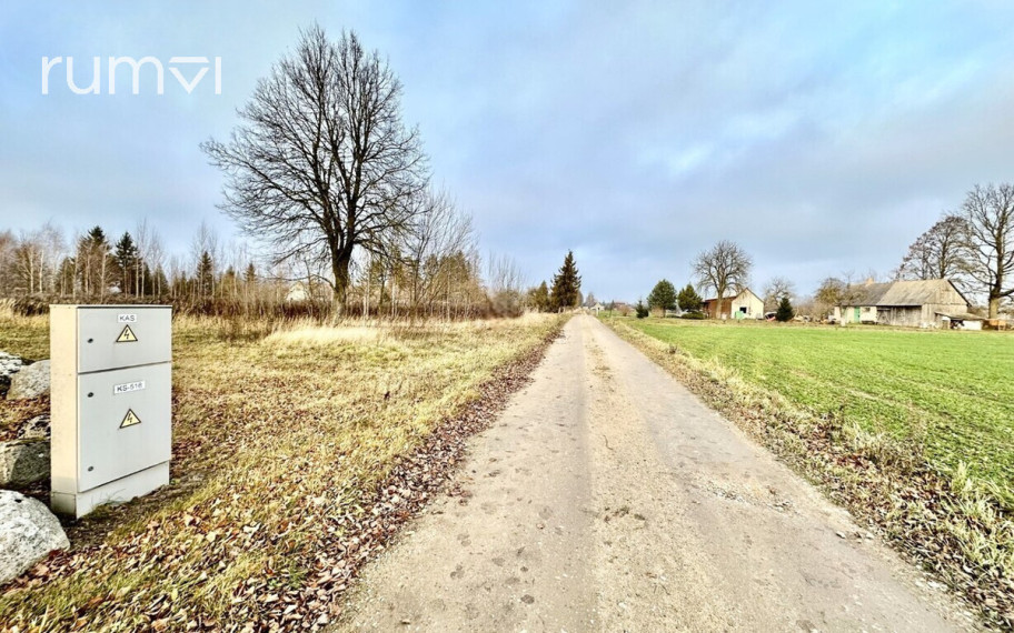 PARDUODAMAS 20 ARŲ GYVENAMOSIOS PASKIRTIES SKLYPAS PETRO LOČERIO G. 21, BIRŽŲ MIESTE 6