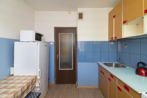 Nuomojamas butas Čiobiškio g., Šeškinė, Vilniaus m., Vilniaus m. sav., 50 m2 ploto, 2 kambariai 9