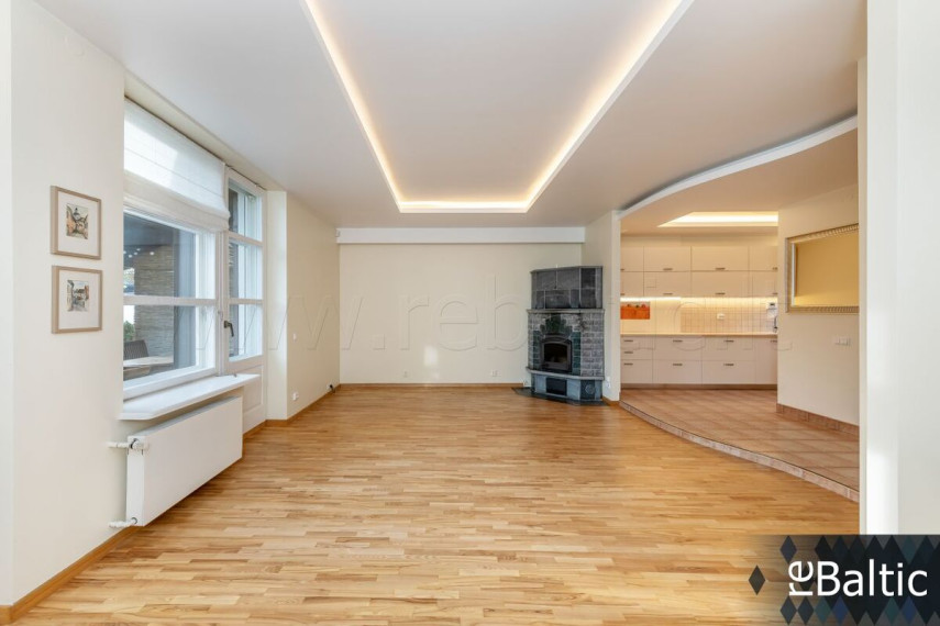 Parduodamas namas Miglos g., Žvėrynas, Vilniaus m., Vilniaus m. sav., 175 m2 ploto, 3 aukštai 5