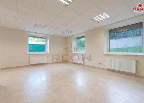 Parduodamos administracinės patalpos Zanavykų g., Naujininkai, Vilniaus m., Vilniaus m. sav., 52 m2 ploto