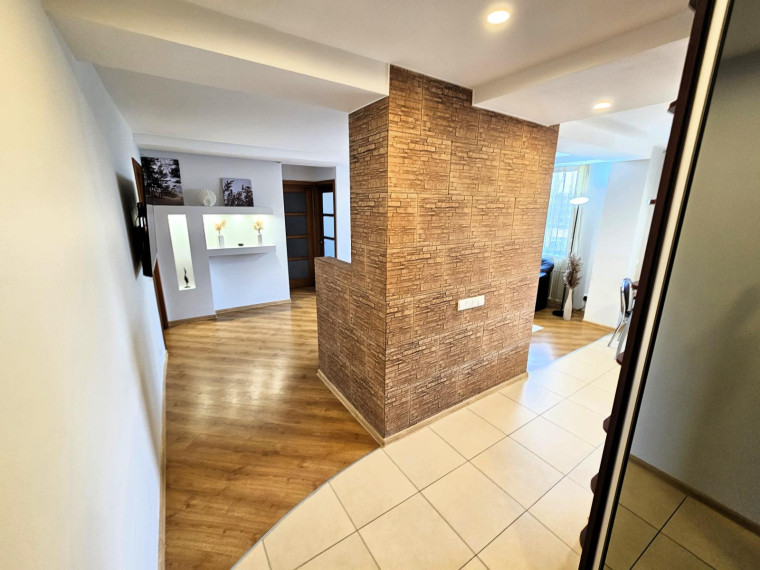 Parduodamas butas Draugystės g., Dainava, Kauno m., Kauno m. sav., 67.00 m² ploto 3 kambariai 4