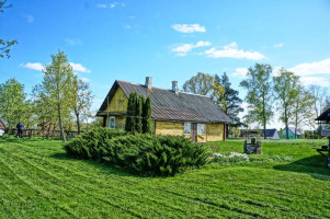 Parduodamas namas Reketiškės k., Ignalinos r. sav., 103 m² ploto 3 kambariai 4