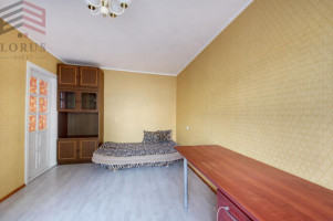 Nuomojamas butas Tuskulėnų g., Žirmūnai, Vilniaus m., Vilniaus m. sav., 32 m2 ploto, 1 kambariai 1