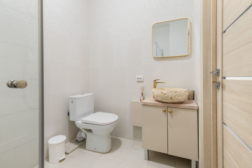 Parduodamas butas Giedraičių g., Šnipiškės, Vilniaus m., Vilniaus m. sav., 33 m2 ploto, 1 kambariai 6