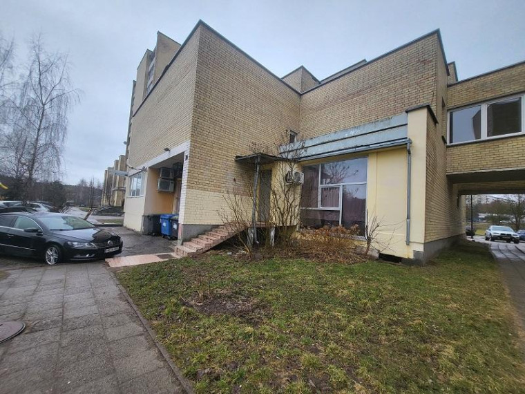 Parduodamas butas Buivydiškių g., Šeškinė, Vilniaus m., Vilniaus m. sav., 513.47 m² ploto 5 kambariai 18