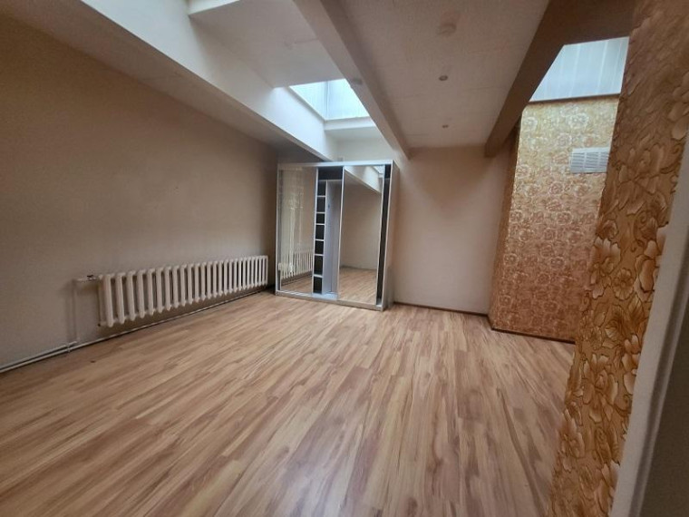 Parduodamas butas Buivydiškių g., Šeškinė, Vilniaus m., Vilniaus m. sav., 513.47 m² ploto 5 kambariai 6