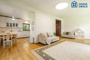 Parduodamas namas Brinkiškių g., Brinkiškių k., Vilniaus r. sav., 220.47 m² ploto 5 kambariai 4