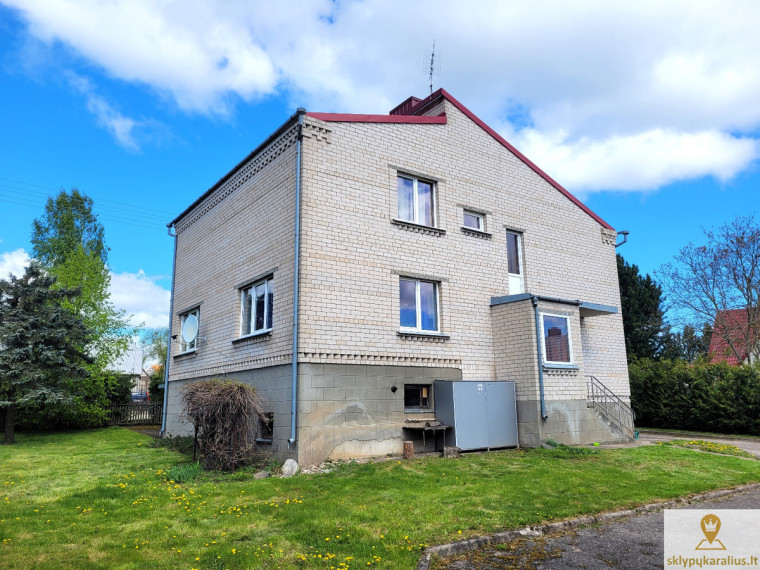Parduodamas namas Zarasų r. sav., Didžiadvario k., Emilijos Pliaterytės, 277 m2 ploto, 2 aukštai 5