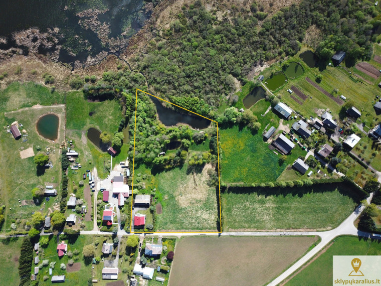 Parduodamas namas Zarasų r. sav., Didžiadvario k., Emilijos Pliaterytės, 277 m2 ploto, 2 aukštai 24