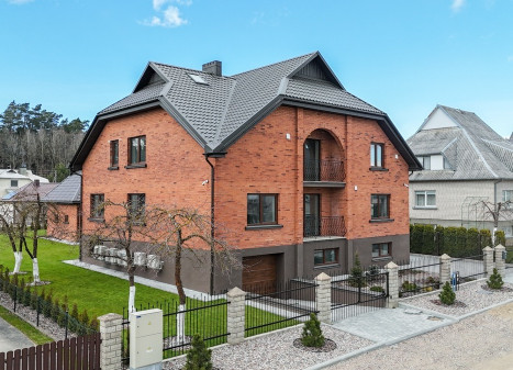Nuomojamas namas Knygnešio g., Tauragės m., Tauragės r. sav., 135 m2 ploto, 1 aukštai