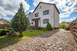 Įrengtas, erdvus gyvenamasis namas Panevėžyje, Paparčių g. 5 1