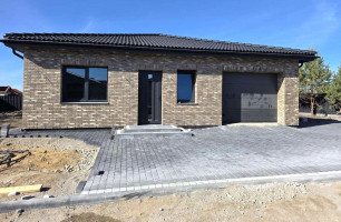 Parduodamas namas Klaipėdos apskritis, Klaipėdos r. sav., Slengių k., Karališkas tak., 140 m2 ploto, 1 aukštai 1