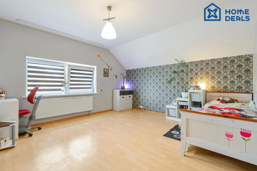 Parduodamas namas Agrastų g., Aukštieji Paneriai, Vilniaus m., Vilniaus m. sav., 251.05 m² ploto 7 kambariai 24