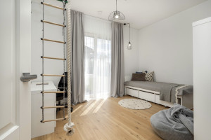Parduodamas namas Riešės g., Didžiosios Riešės k., Vilniaus r. sav., 192.46 m2 ploto, 1 aukštai 19