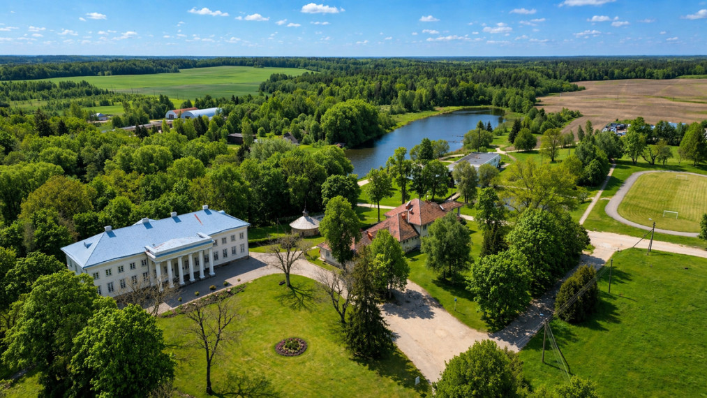 Parduodamas namas Liepų al., Cirkliškio k., Švenčionių r. sav., 403 m2 ploto, 1 aukštai 19