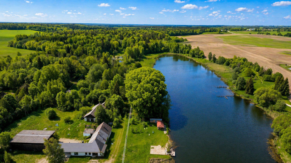 Parduodamas namas Liepų al., Cirkliškio k., Švenčionių r. sav., 403 m2 ploto, 1 aukštai 20